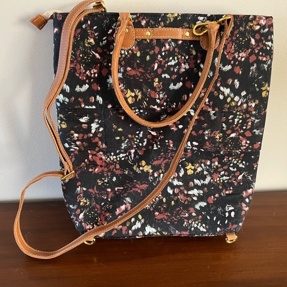 - Sustainable Sseko  Convertible Multicolor Canvas Zipper Tote, Backpack - Picture 1 of 10